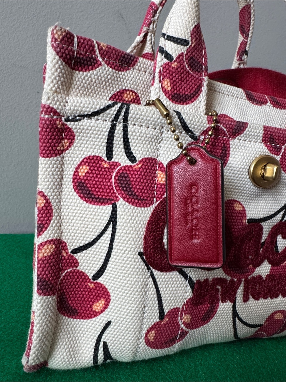 🍒Coach Cream Canvas Mini Tote with Pink Cherry Print and ❤️red Strap🍒 - Picture 4 of 17